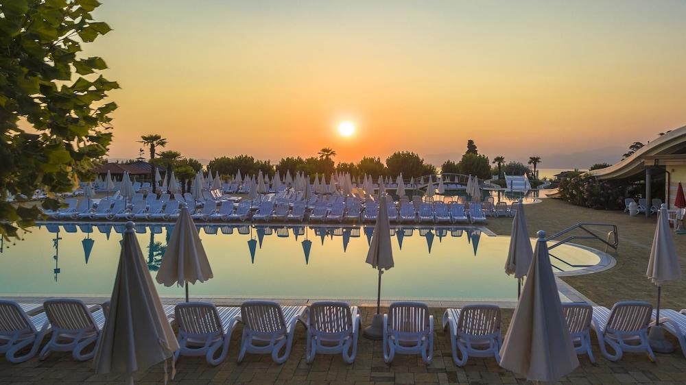 Camping Lido Lazise Bagian luar foto