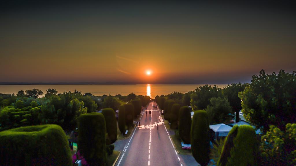 Camping Lido Lazise Bagian luar foto